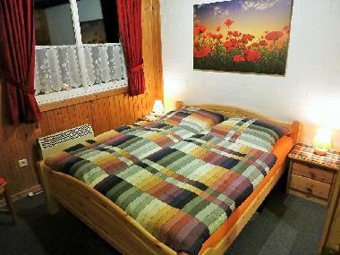 Schlafzimmer EG Ferienhuser Marx https://ferienpark-extertal.de