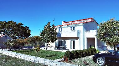 Ferienhaus in Katuni (Splitsko-Dalmatinska) oder Ferienwohnung oder Ferienhaus