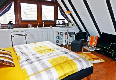 DZ 1 mit XL-Bett und Leesecke mit Sofa und Sessel