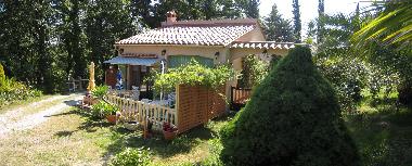 Ferienhaus in MONTESQUIEU-DES-ALBERES  (Pyrnes-Orientales) oder Ferienwohnung oder Ferienhaus