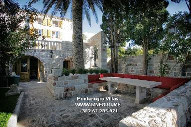 Villa in Rezevici (Montenegro) oder Ferienwohnung oder Ferienhaus