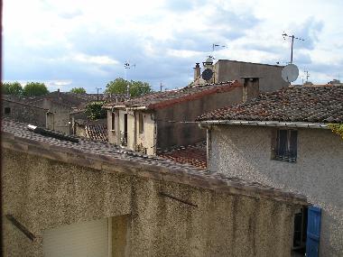 Blick vom Schlafzimmer 1 auf D�cher von Montagnac