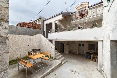 Ferienhaus in Zagvozd (Splitsko-Dalmatinska) oder Ferienwohnung oder Ferienhaus