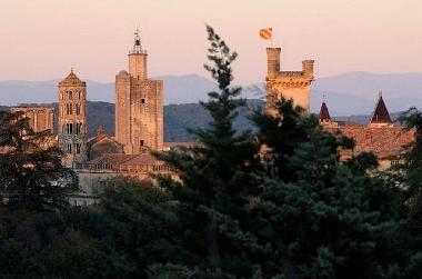 Ferienwohnung in COLLIAS (Gard) oder Ferienwohnung oder Ferienhaus