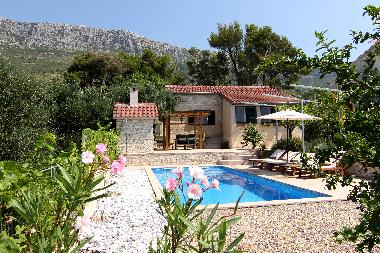 Villa in Kastel Sucurac (Splitsko-Dalmatinska) oder Ferienwohnung oder Ferienhaus