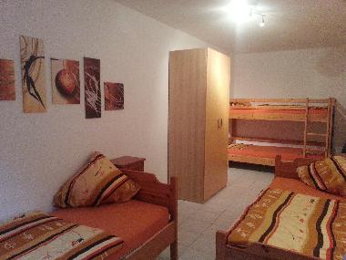 Schlafzimmer mit 4 Betten