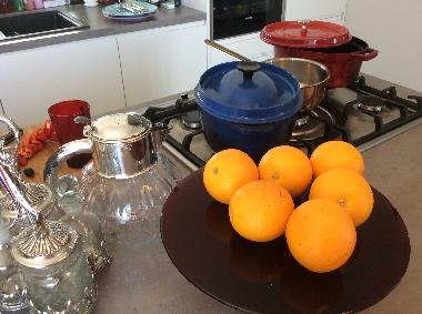 le creuset says Hello