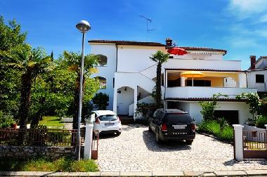 Ferienhaus in POREC (Istarska) oder Ferienwohnung oder Ferienhaus