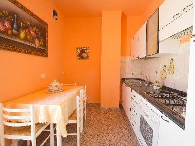 Voll ausgestattete K�che