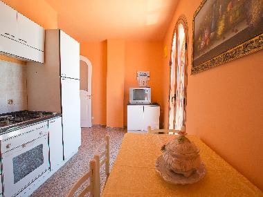 Voll ausgestattete K�che