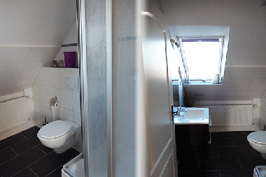 Neu renoviertes Badezimmer