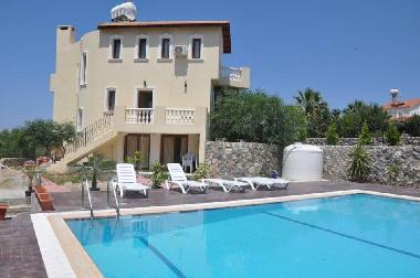 Villa in Kyrenia NORTH CYPRUS (Kyrenia) oder Ferienwohnung oder Ferienhaus