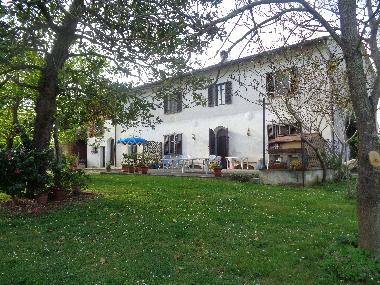 Ferienhaus in Orentano (Lucca) oder Ferienwohnung oder Ferienhaus