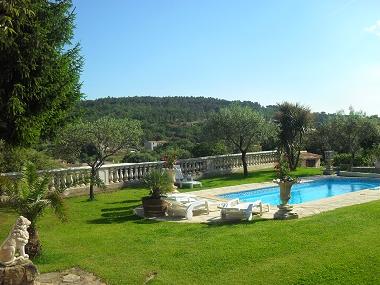 Villa in cabasse (Var) oder Ferienwohnung oder Ferienhaus