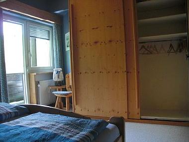 Doppelschlafzimmer, separater Ausgang zum Balkon