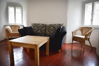 Wohnzimmer mit Ausziehcouch