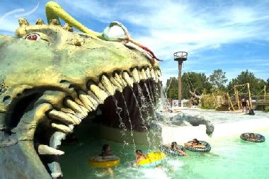 Wohnwagen in agde (H�rault) oder Ferienwohnung oder Ferienhaus