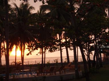 Sonnenaufgang in unserer Anlage