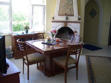 Wohnraum im EG, Essecke f�r das gem�tliche gemeinsame Fr�hst�ck oder den lustigen Spiele-Abend. An k