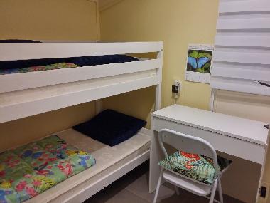 2. Schlafzimmer  m. Doppelstockbett
