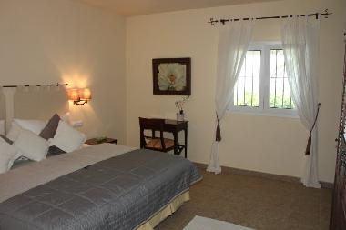 Schlafzimmer Crema