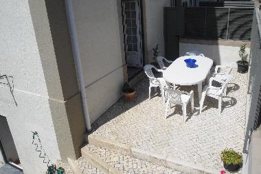 Die private Au?enterrasse der Eingangshalle (oberen Geschosses)