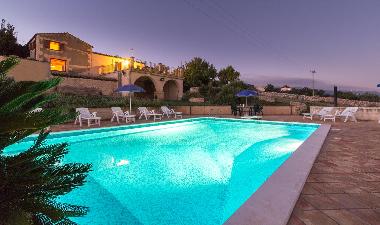 Villa in Marina di Ragusa (Ragusa) oder Ferienwohnung oder Ferienhaus