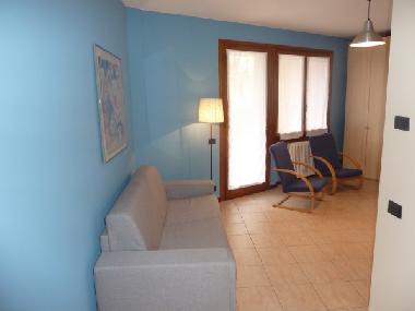 Eingangsbereich mit Schlafcouch