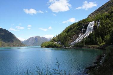 spektakul�re Wasserf�lle - Furebergfossen