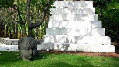 Villa in Dencarik (Bali) oder Ferienwohnung oder Ferienhaus