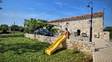 Ferienhaus in Dolenji Krnicari (Istarska) oder Ferienwohnung oder Ferienhaus