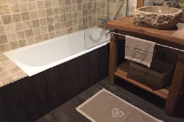 Chalet in Thollon-les-M�mises (Haute-Savoie) oder Ferienwohnung oder Ferienhaus