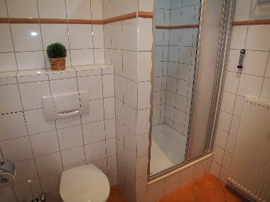 Bad mit gro�er Dusche