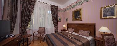 Villa in Sinj (Splitsko-Dalmatinska) oder Ferienwohnung oder Ferienhaus