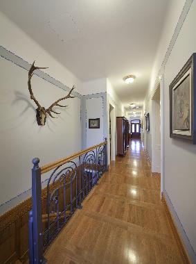 Villa in Sinj (Splitsko-Dalmatinska) oder Ferienwohnung oder Ferienhaus