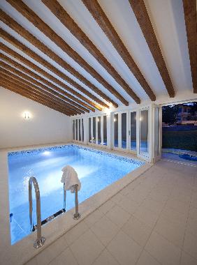 Villa in Sinj (Splitsko-Dalmatinska) oder Ferienwohnung oder Ferienhaus