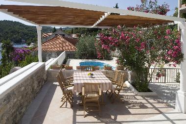 Villa in Sumartin (Splitsko-Dalmatinska) oder Ferienwohnung oder Ferienhaus