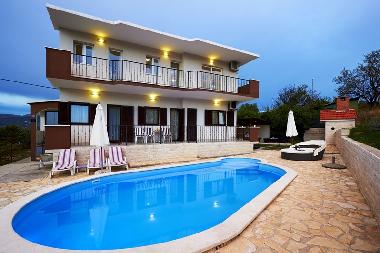 Villa in Split (Splitsko-Dalmatinska) oder Ferienwohnung oder Ferienhaus