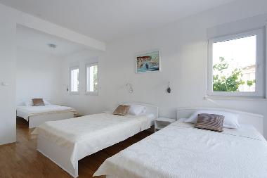 Villa in Podstrana (Splitsko-Dalmatinska) oder Ferienwohnung oder Ferienhaus