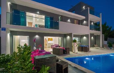 Villa in Rogoznica (Sibensko-Kninska) oder Ferienwohnung oder Ferienhaus