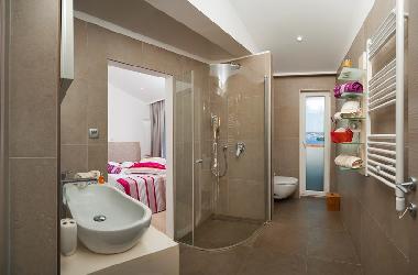 Villa in Rogoznica (Sibensko-Kninska) oder Ferienwohnung oder Ferienhaus