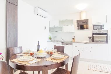 Ferienhaus in Pučića (Splitsko-Dalmatinska) oder Ferienwohnung oder Ferienhaus