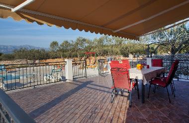 Villa in Mirca (Splitsko-Dalmatinska) oder Ferienwohnung oder Ferienhaus