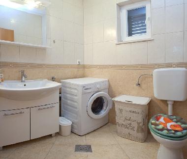 Villa in Mirca (Splitsko-Dalmatinska) oder Ferienwohnung oder Ferienhaus