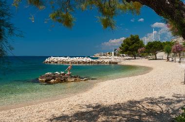 Ferienwohnung in Dugi Rat (Splitsko-Dalmatinska) oder Ferienwohnung oder Ferienhaus