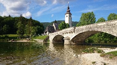 Villa in Bohinj (Bohinj) oder Ferienwohnung oder Ferienhaus