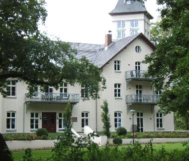 Schloss / Burg in Rerik/ Hohen Niendorf (Mecklenburgische Ostseekste) oder Ferienwohnung oder Ferienhaus