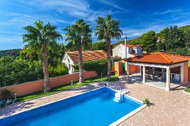 Villa in Sumartin (Splitsko-Dalmatinska) oder Ferienwohnung oder Ferienhaus