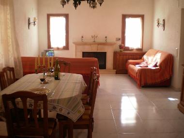 Villa in Jalon (Alicante / Alacant) oder Ferienwohnung oder Ferienhaus