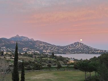 Ferienwohnung in AGAY (Var) oder Ferienwohnung oder Ferienhaus